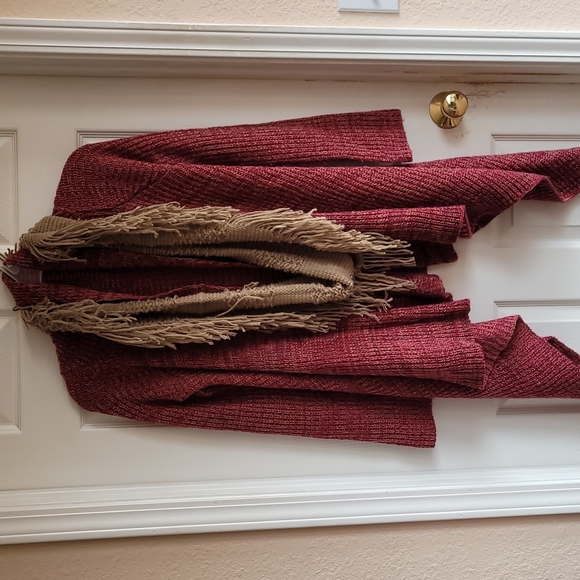 Rustic Waterfall Cardigan Sweater - Picture 2 of 11